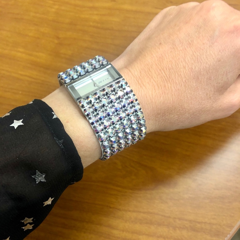 Accurist Swarovski Luxury Quartz Leather Watch